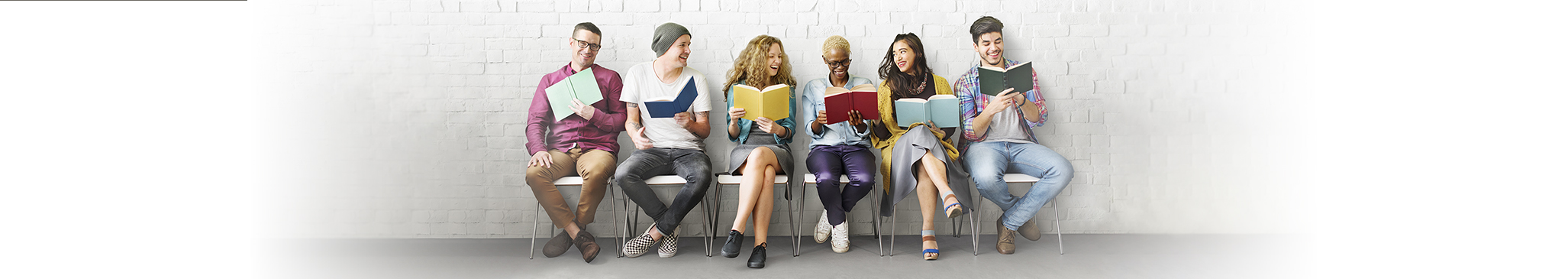 group of people reading